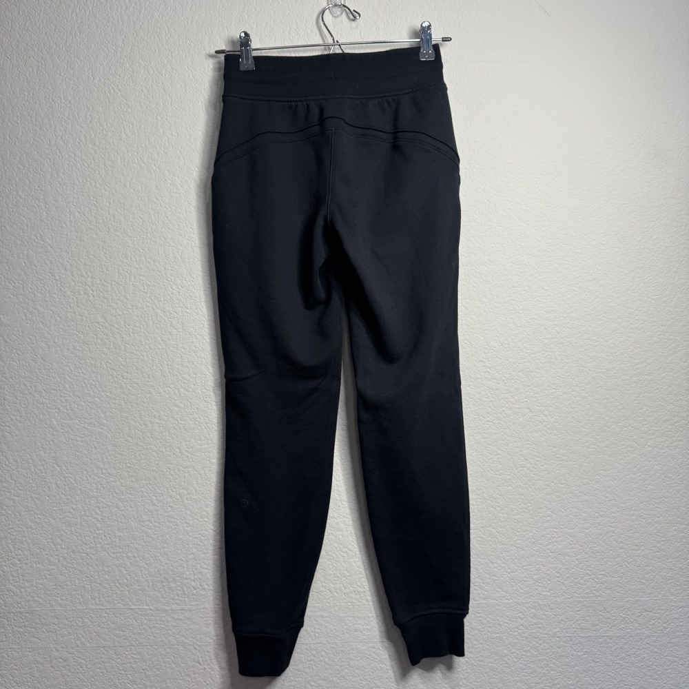 Lululemon Warm Down Jogger 28" Women's Sz 2 Black Drawstring Pockets Warm Casual - Picture 4 of 11